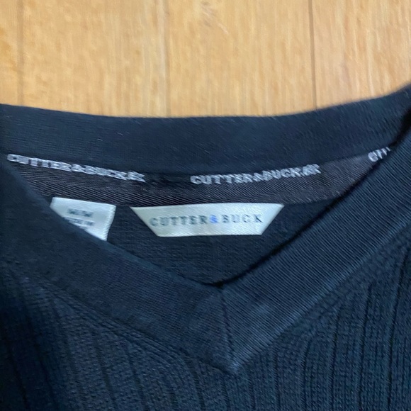 Medium black Cutter & Buck light V-neck sweater - Picture 2 of 2